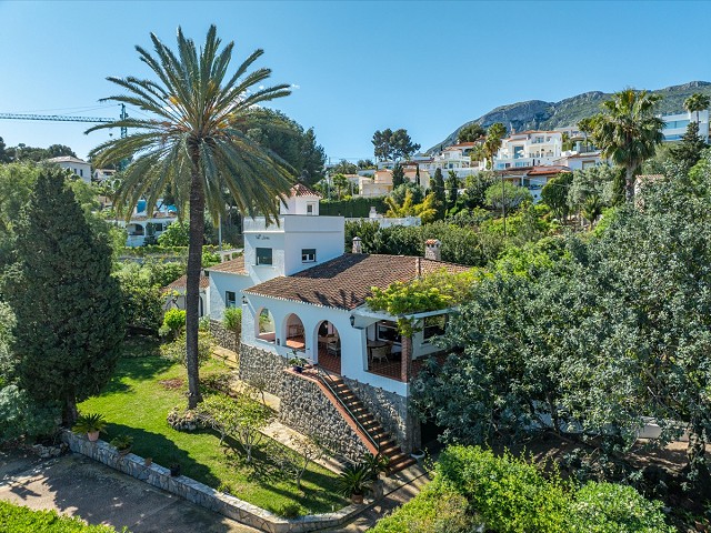 Foto En venta esta exclusiva casa en Las Rotas, Dénia. 7771