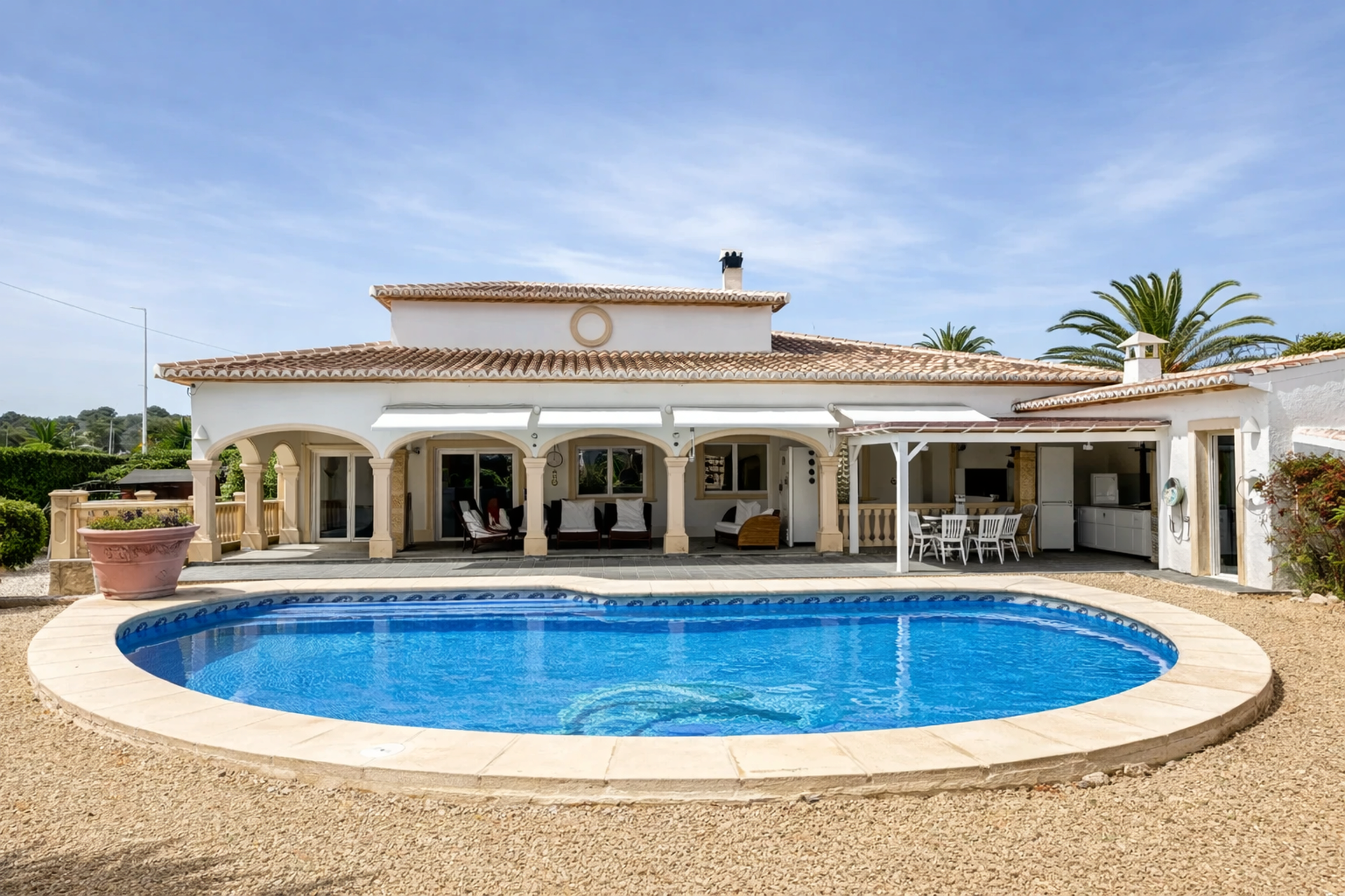 Foto Villa de una sola planta con gran piscina y orientación sur en Costa Nova, Javea 7789