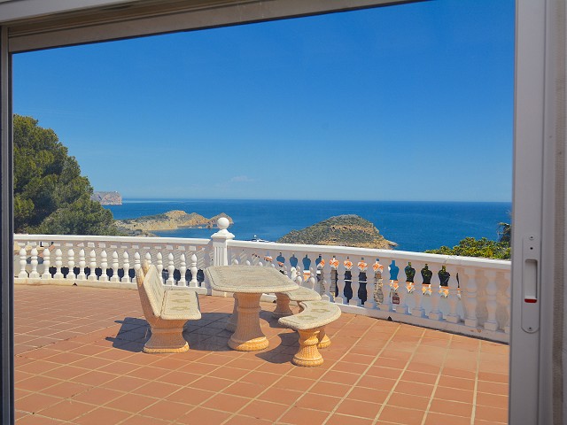 Foto Chalet con impresionantes vistas al mar ubicado en el Cap Negre de Jávea