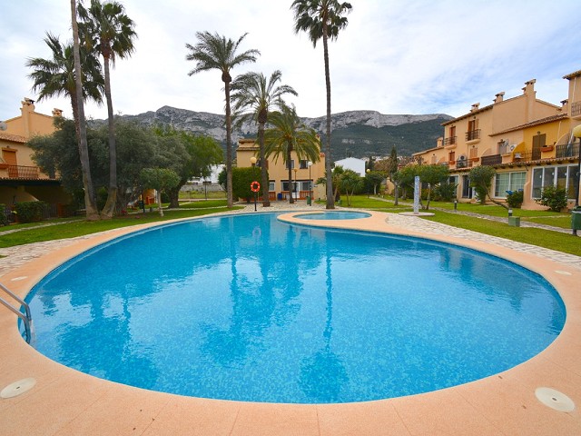 Foto Bonito adosado dúplex en el Cortijo