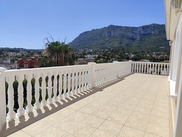 Foto Atico en venta con muy buenas vistas al Montgó