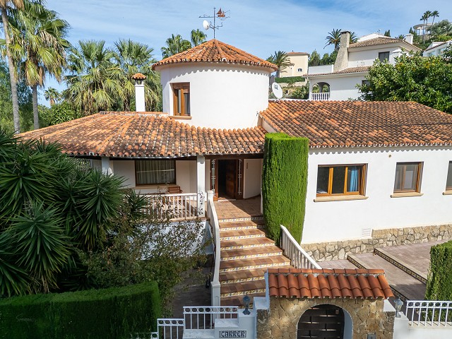 Foto Chalet muy bien ubicado junto a la playa y todos los servicios
